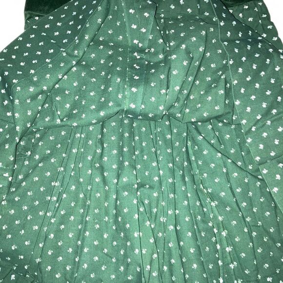 Authentic Velvet Dirndl Dress - Picture 4 of 10